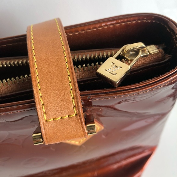 Auth LOUIS VUITTON Monogram HoustonVernis Bag - Picture 10 of 11